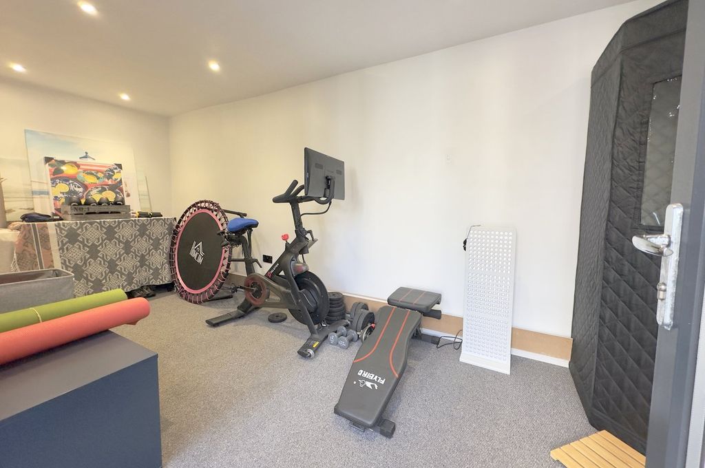 Additional image 21 of 3 bed flat for saleCavendish Road, Dean Park, Bournemouth BH1