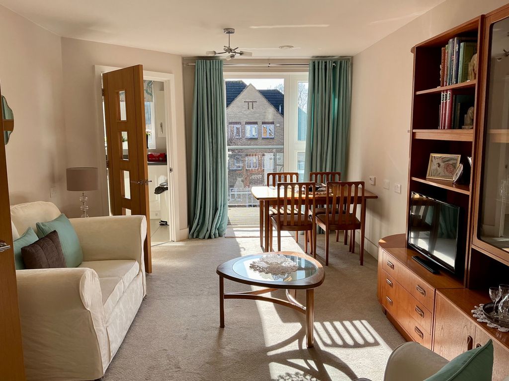 Property photo 2 of 29