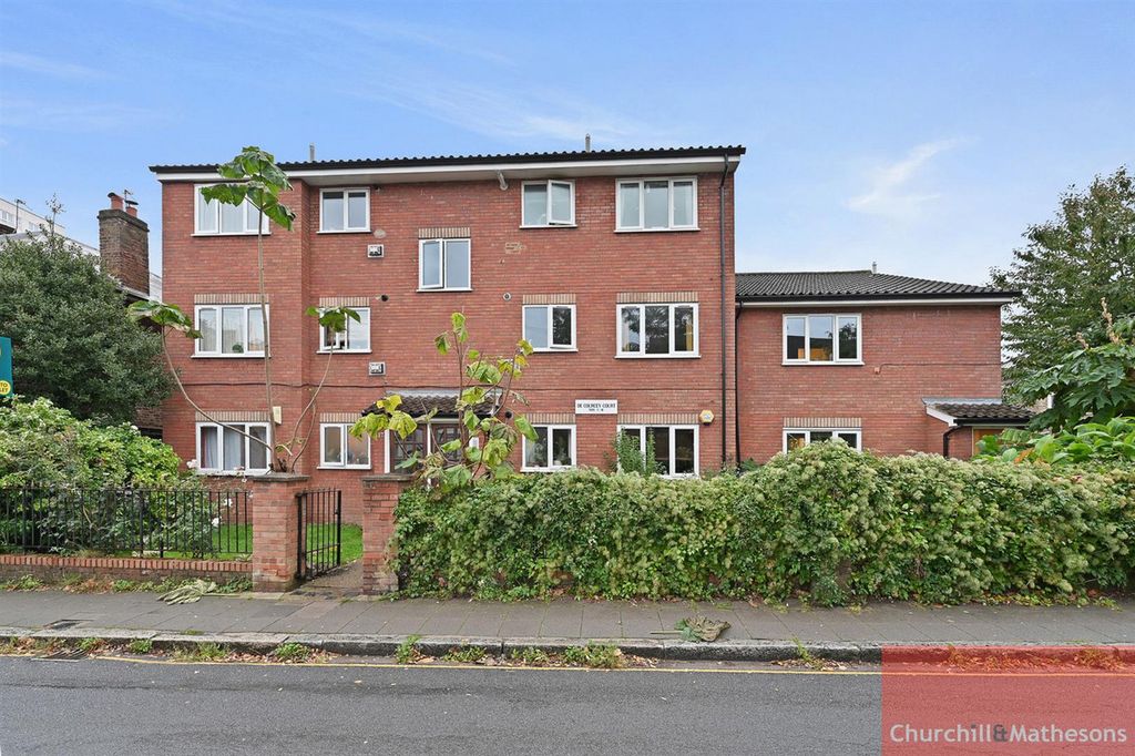 Property photo 1 of 9