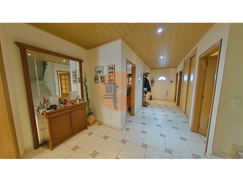 Property photo 1 of 38
