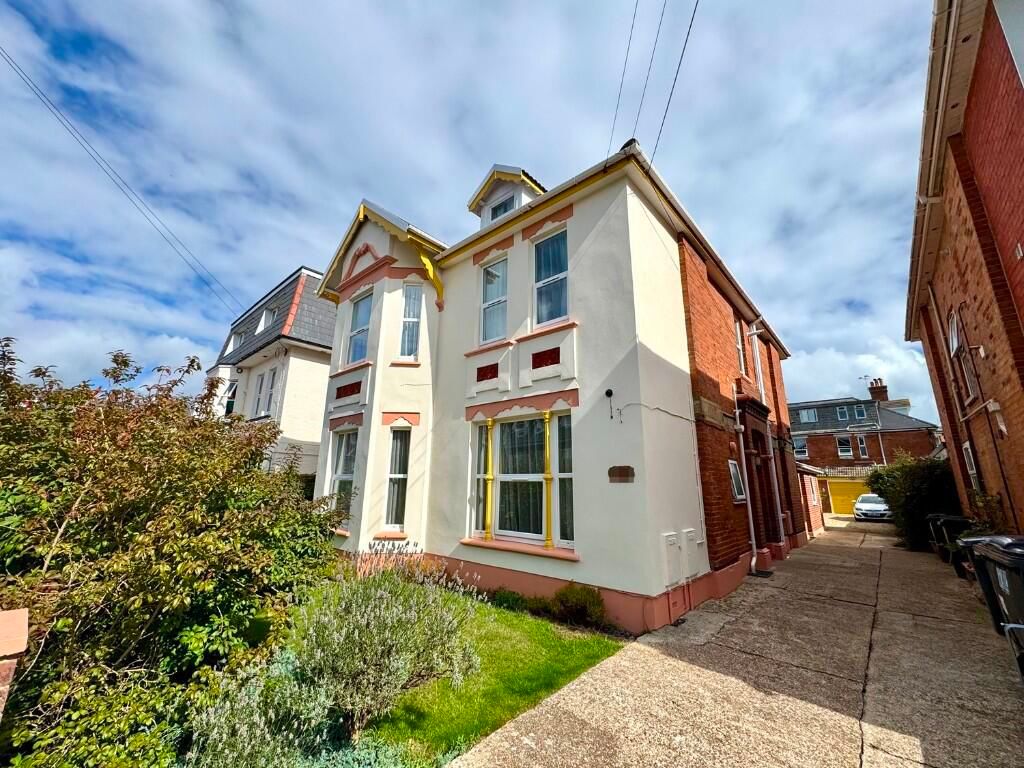 Property photo 1 of 8 Photo 2