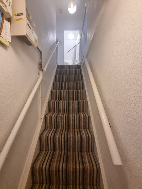 Property photo 2 of 11 Gallery