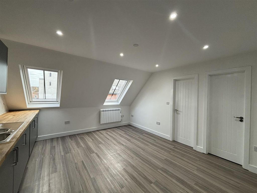 Property photo 2 of 15 Img_1624.Jpg