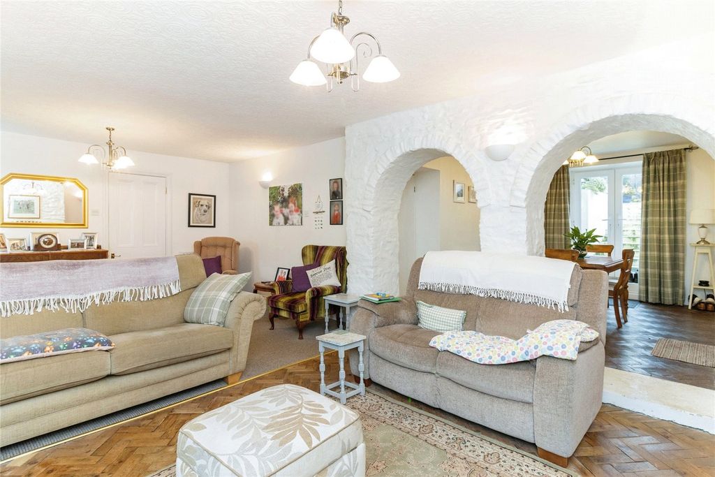 Property photo 3 of 19 Picture No. 20