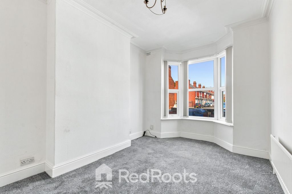 Property photo 2 of 23 5309182