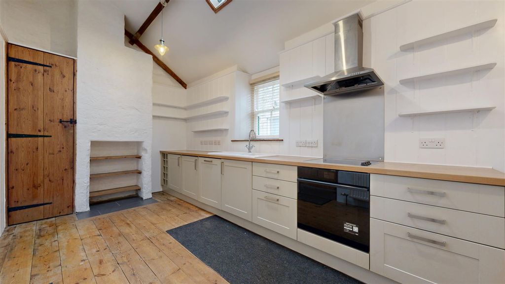 Property photo 2 of 6 03282026_095551.Jpg