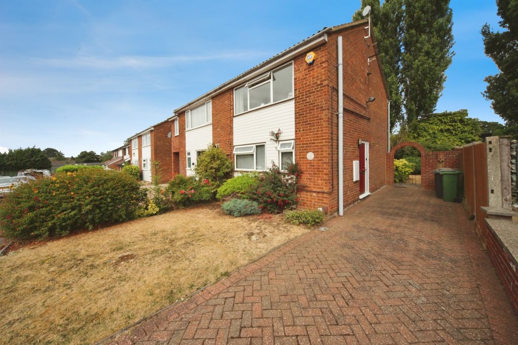 Property photo 1 of 15