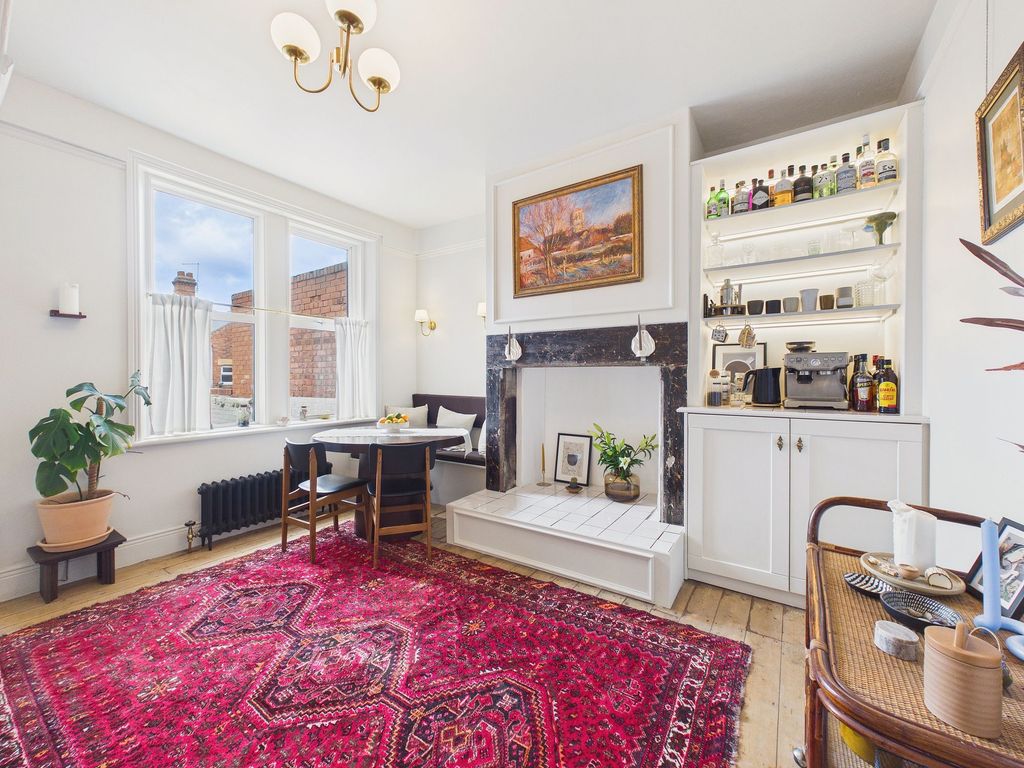 Property photo 3 of 15 Dining Room