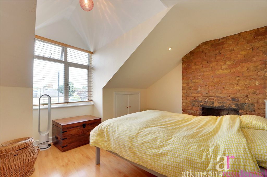 Property photo 2 of 14 Picture No. 28
