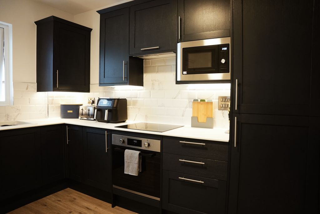 Property photo 3 of 18 Image