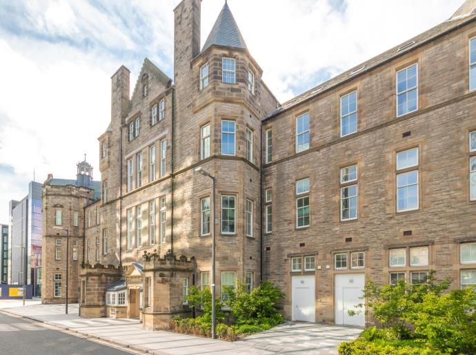 Property photo 2 of 9 External