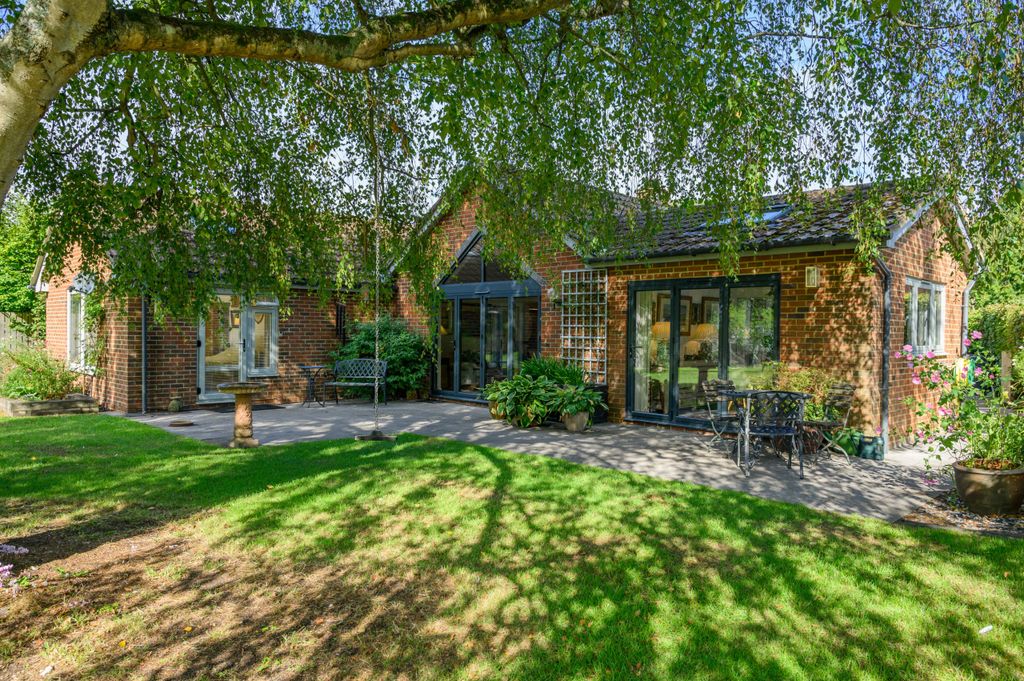 Property photo 1 of 17 Sandon