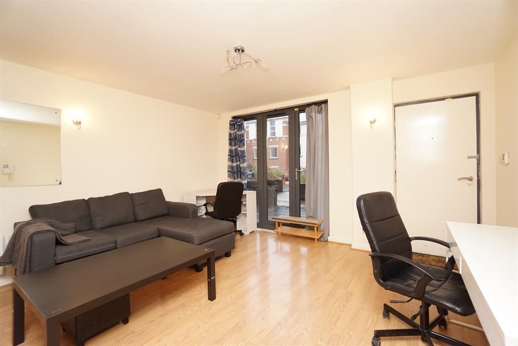 Property photo 2 of 6