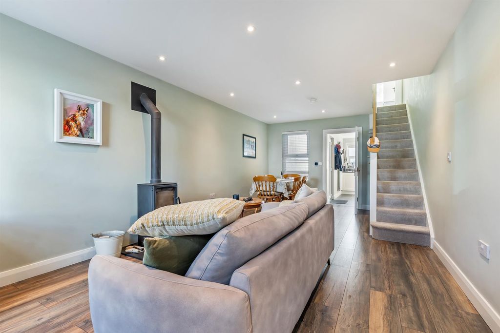 Property photo 3 of 17 10 Belfast Road 03.Jpg