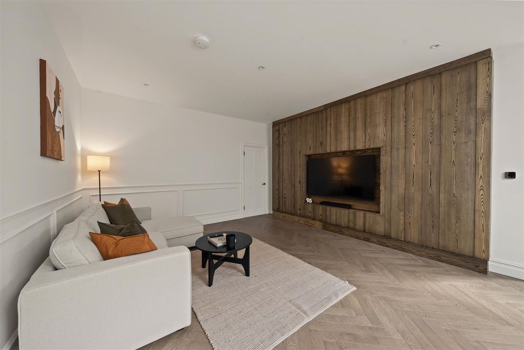 Property photo 1 of 30 Dsc09265.Jpg