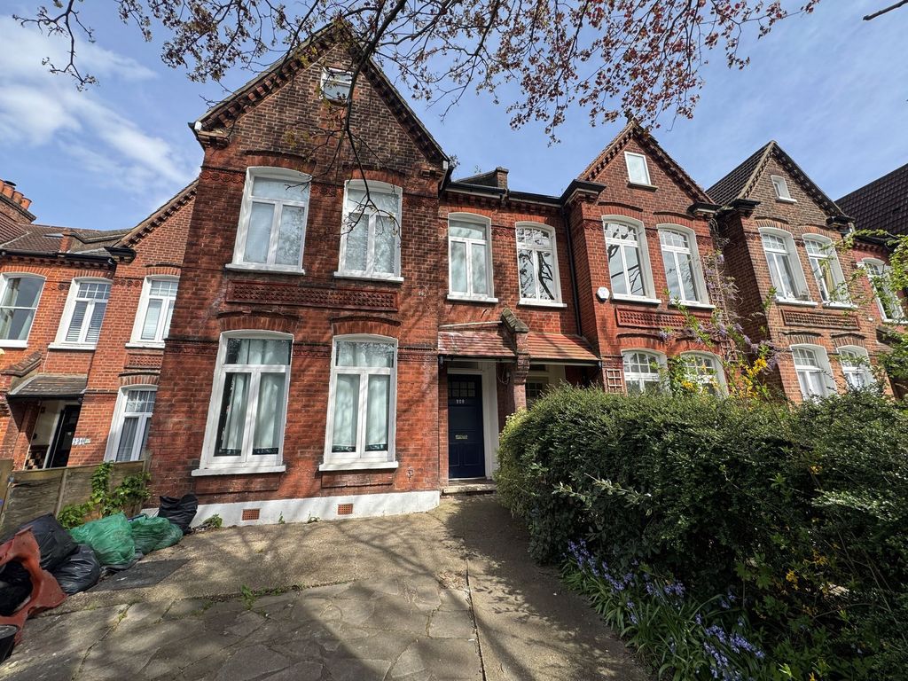 Property photo 2 of 5