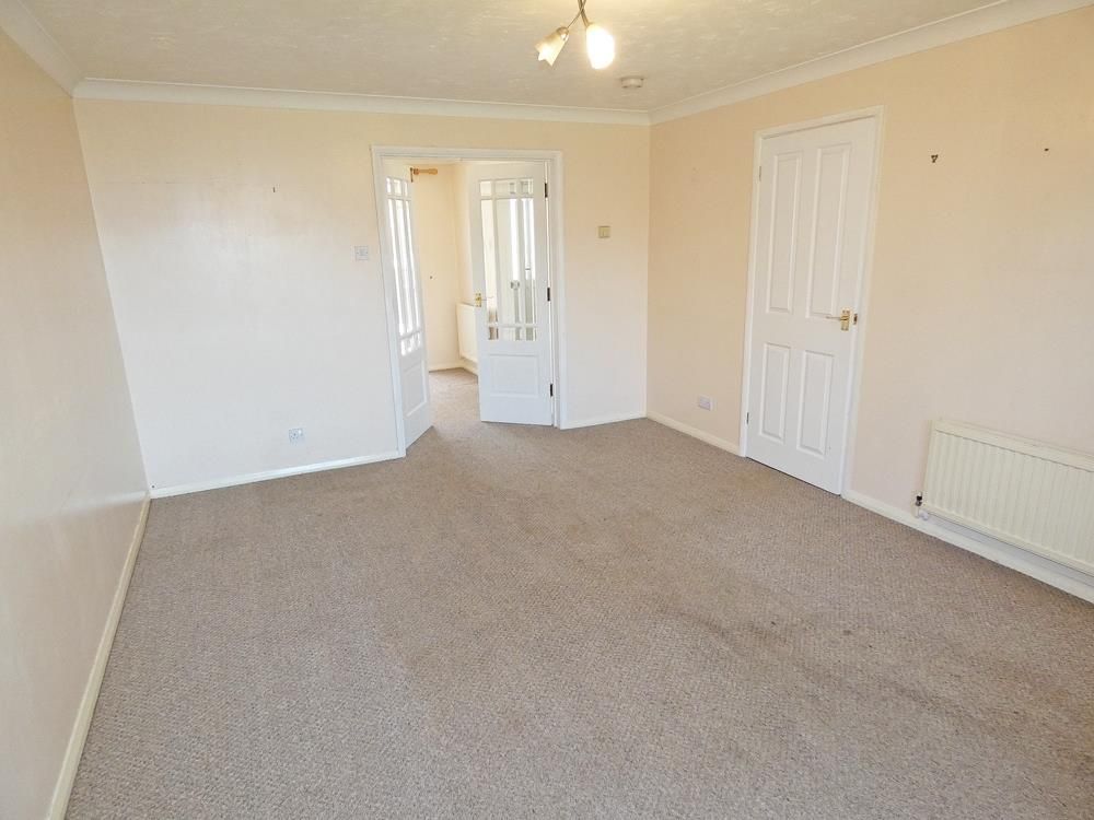 Property photo 2 of 34 2284Lounge2.Jpg