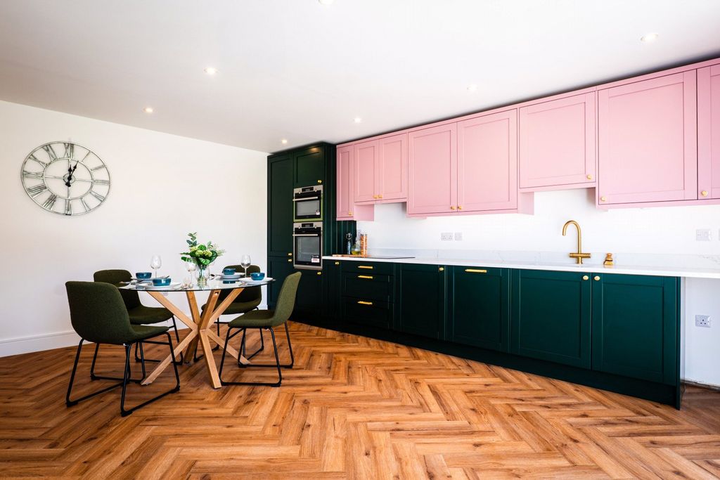 Property photo 2 of 17 Kitchen Dining