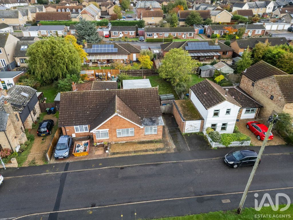 Property photo 1 of 24