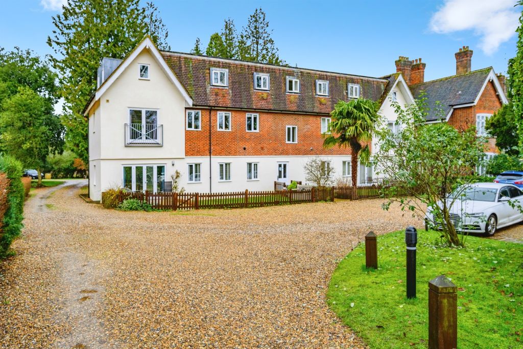 Property photo 1 of 13