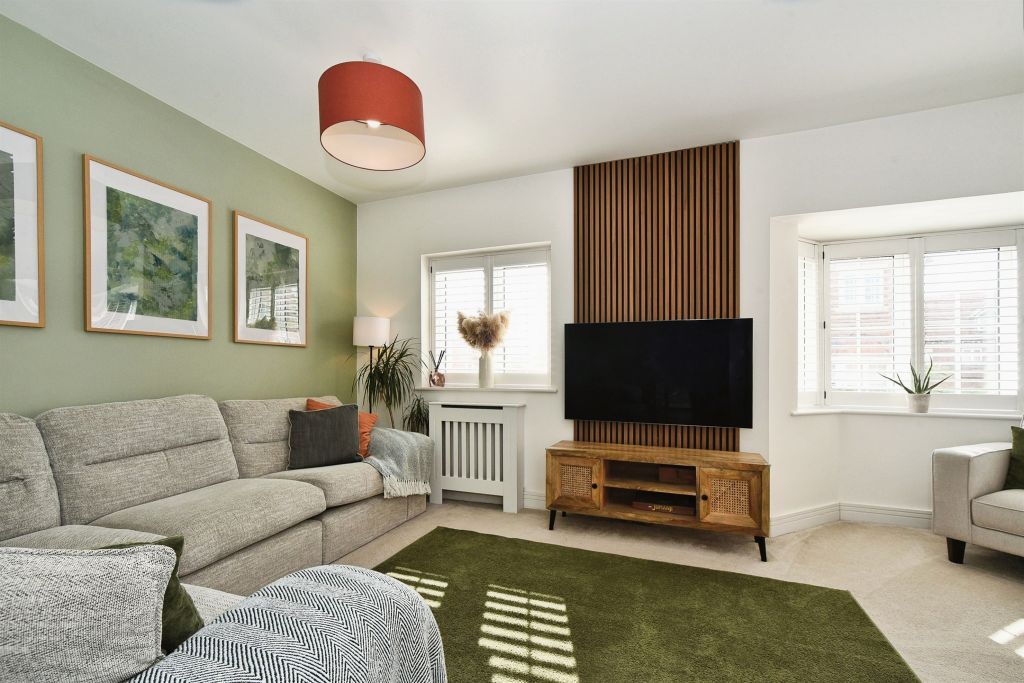 Property photo 3 of 19