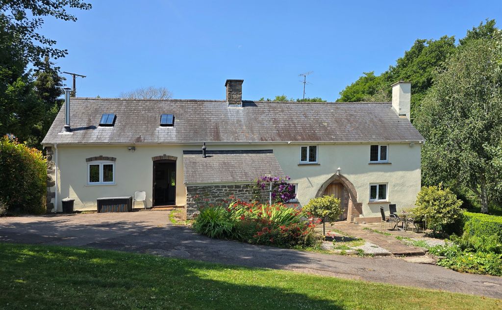 Property photo 1 of 59