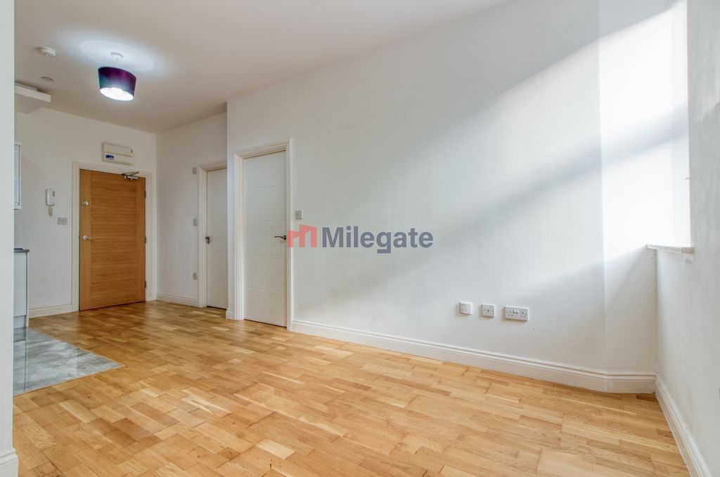 Property photo 3 of 7 Photo 2