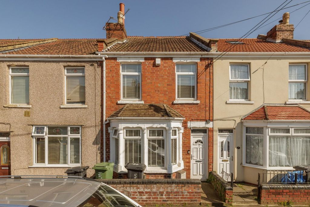 Property photo 2 of 25 Char9035.Jpg