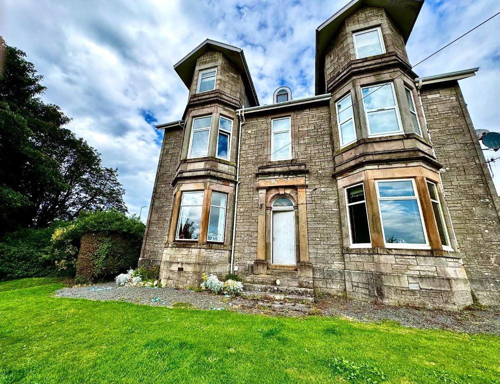 Property photo 1 of 30 Gardens And Outbuildings
