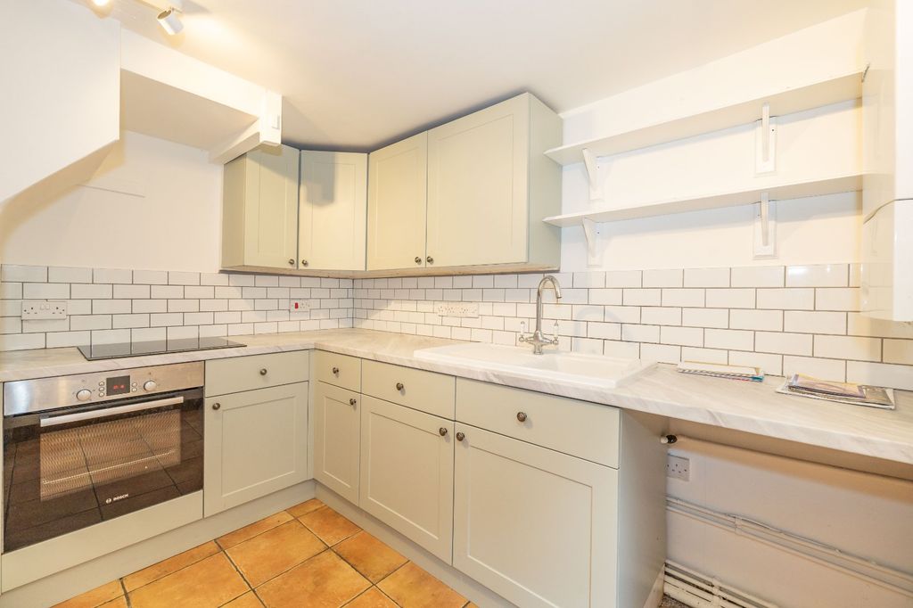 Property photo 3 of 15 Picture 3