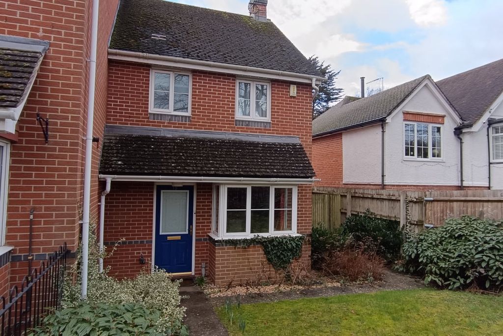 Property photo 1 of 9