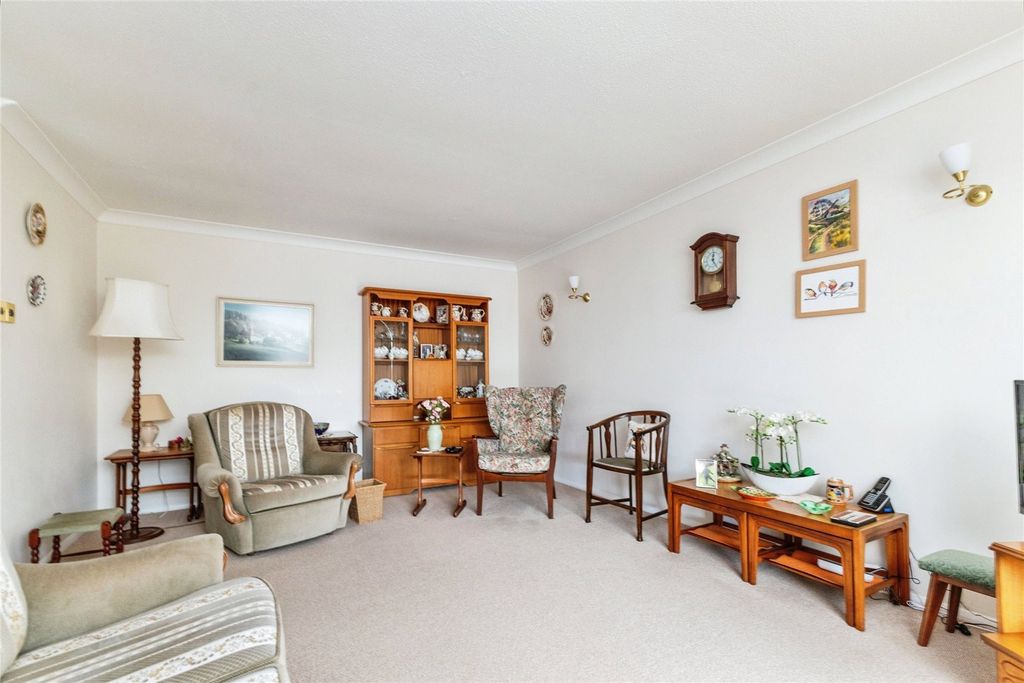 Property photo 3 of 15 Picture No. 13