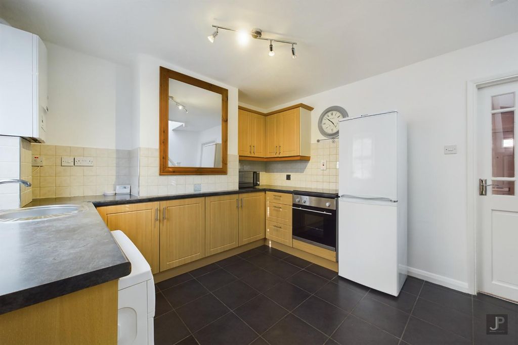 Property photo 1 of 13 Cam01632G0-Pr0062-Still017.Jpg