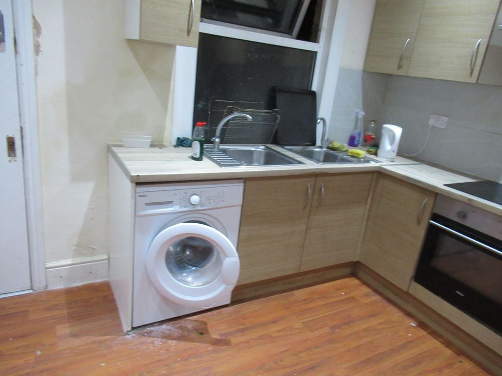 Additional image 15 of 6 bed town house to rentBower Lane, Maidstone ME16