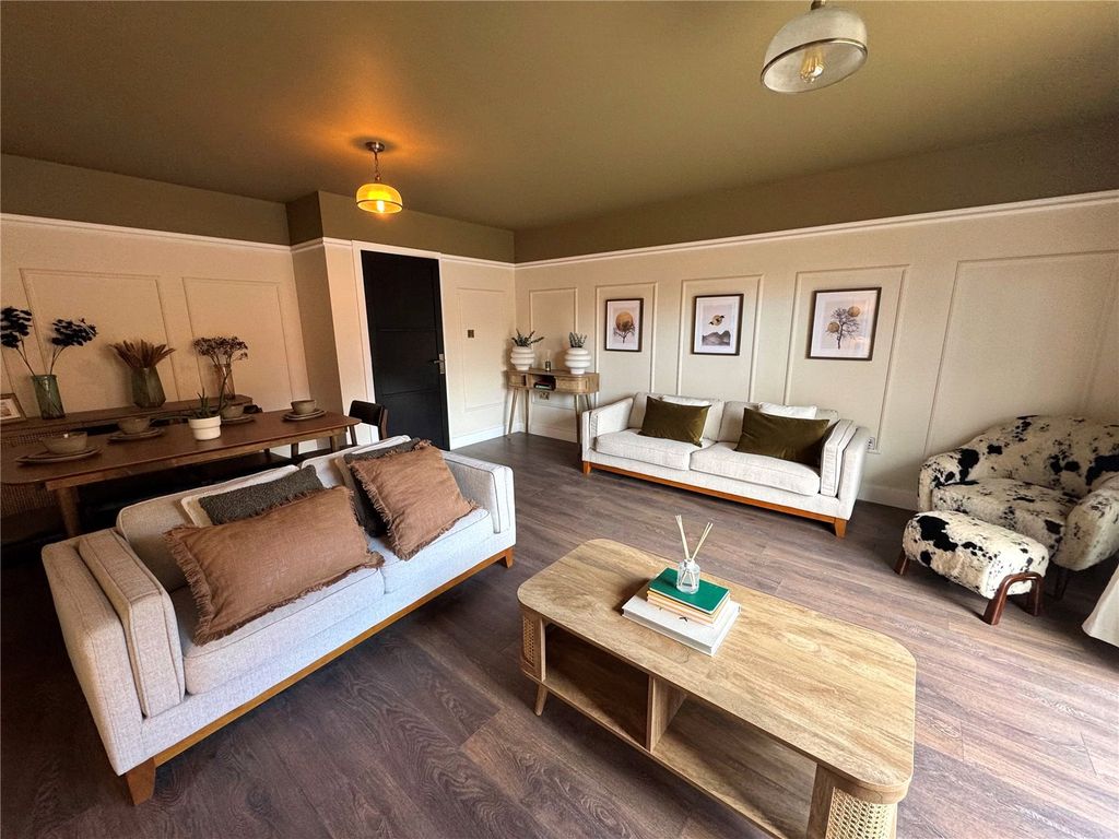 Property photo 1 of 11 Picture No. 01