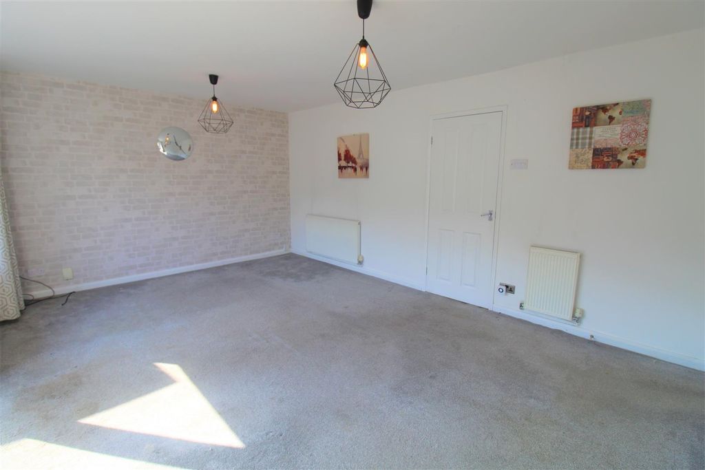 Property photo 2 of 14 Img_2422.Jpg