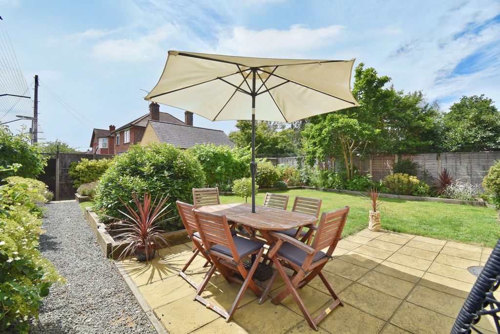 Property photo 2 of 16