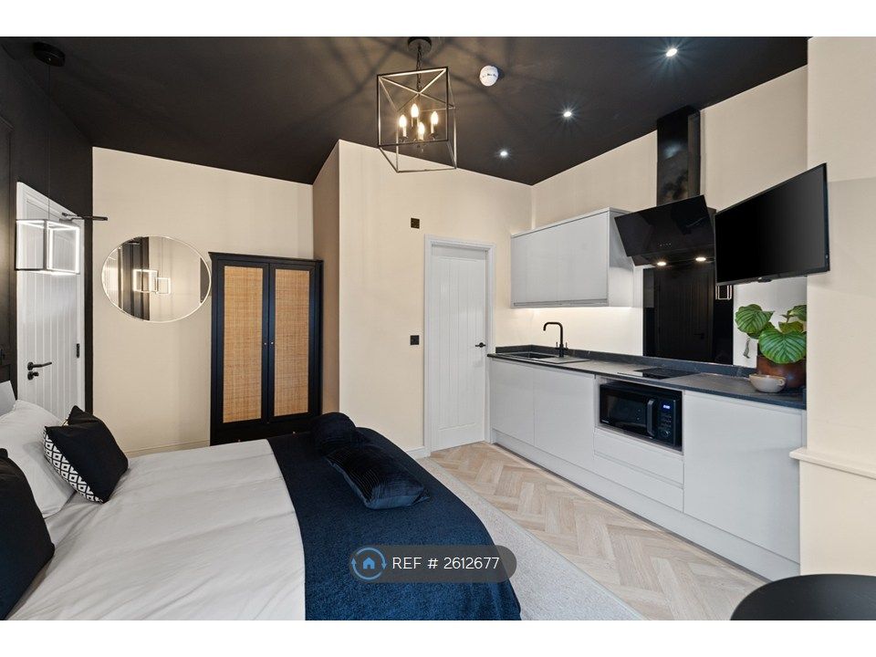 Property photo 2 of 20 Studio 1