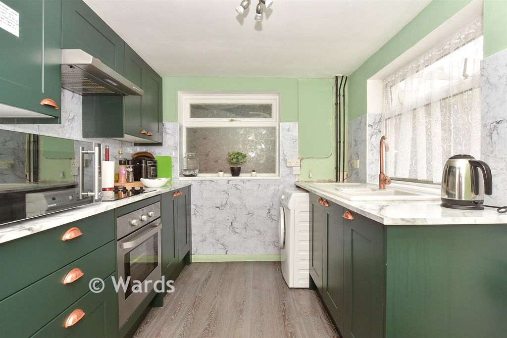 Property photo 1 of 14 Kitchen