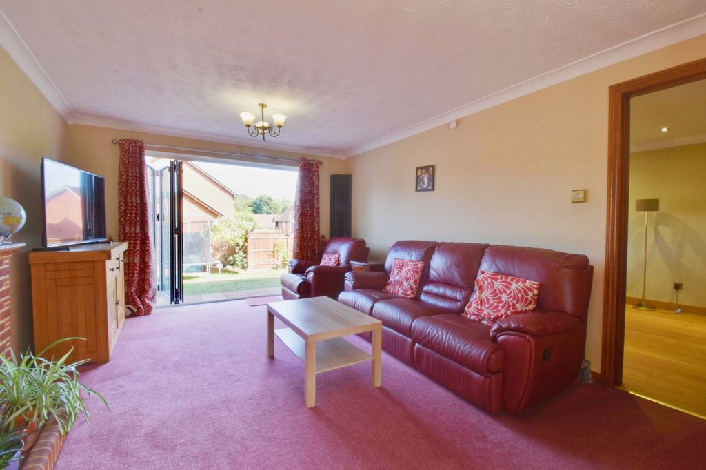 Property photo 3 of 19 Picture No. 15