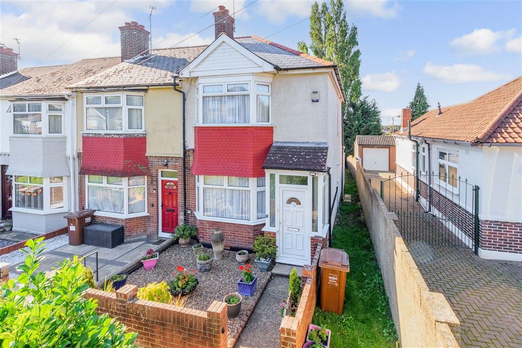 Property photo 1 of 8 External (Web)