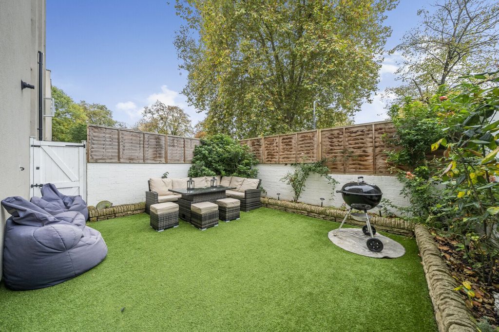 Property photo 3 of 13 Picture No. 10