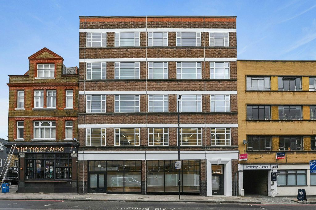 Property photo 2 of 9 Olbc74Whitelionstreet34.Jpg