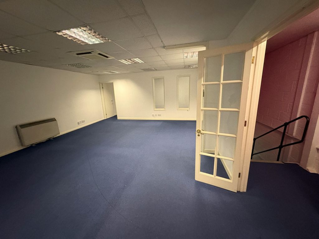 Property photo 2 of 6 Img_4330.Jpg