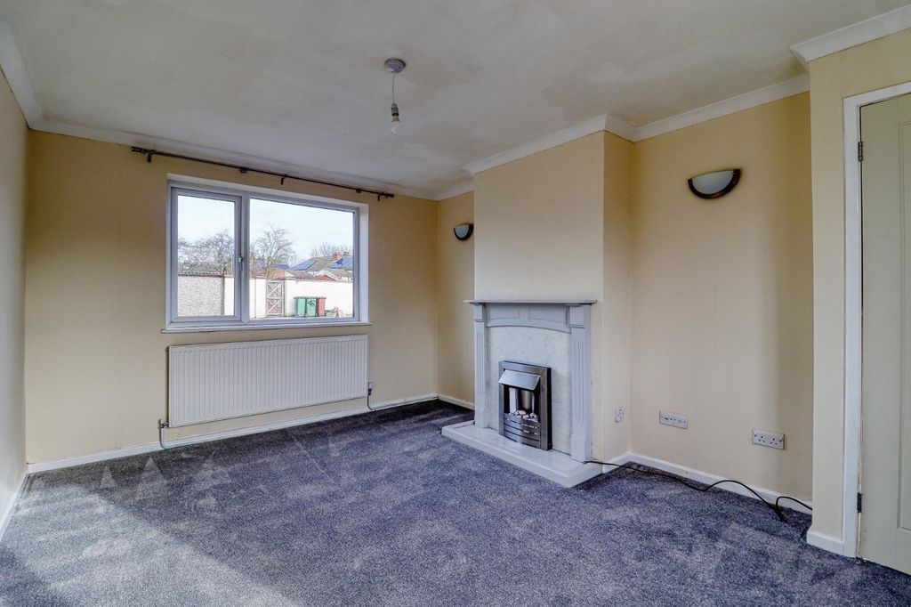 Property photo 3 of 9 Photo 3