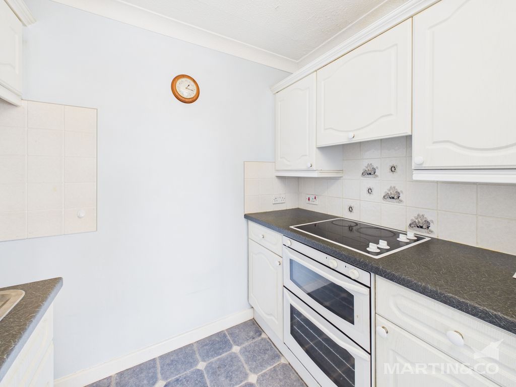 Property photo 3 of 9