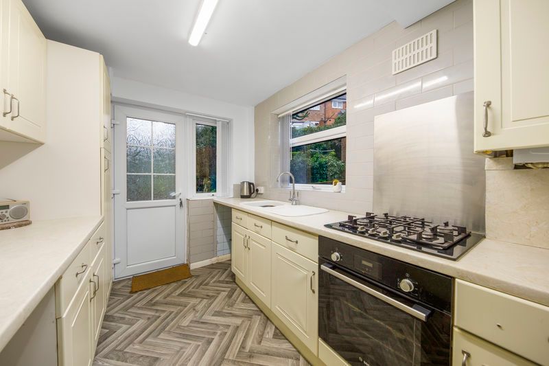 Property photo 3 of 28 Kitchen