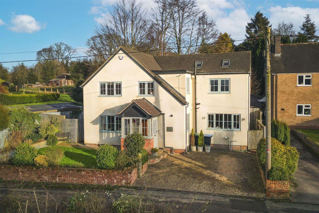 Property photo 1 of 30