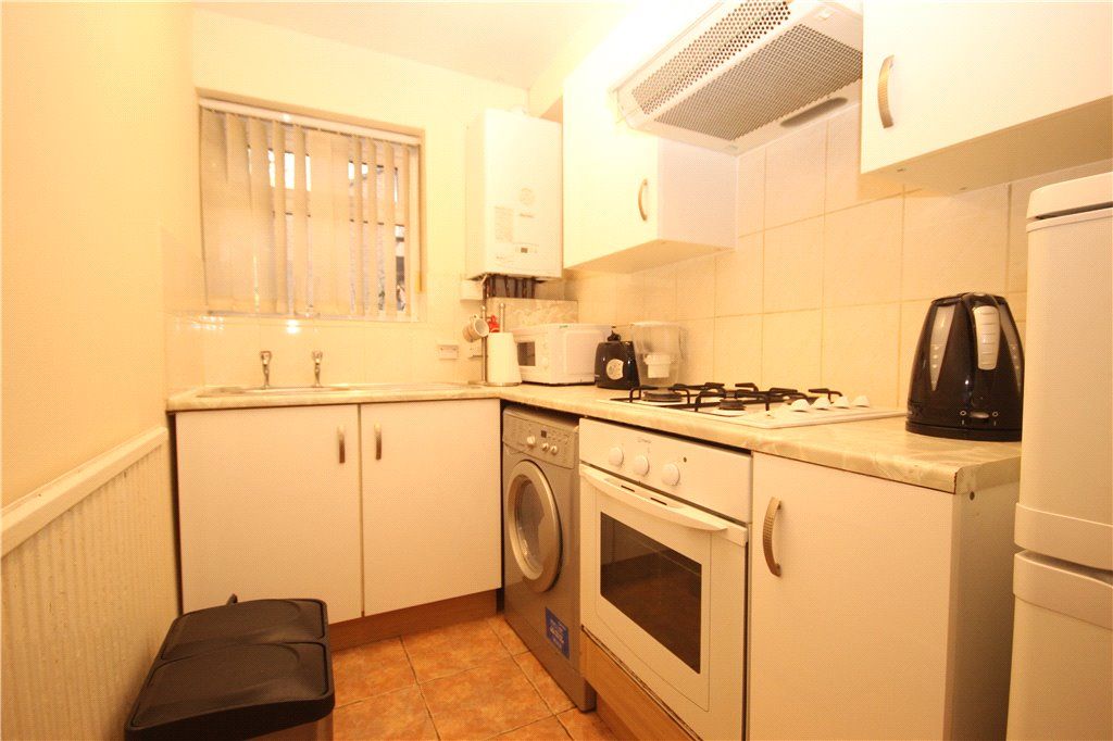 Property photo 3 of 4 Kitchen