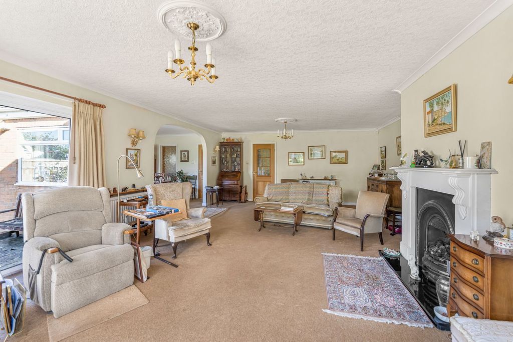 Property photo 3 of 21